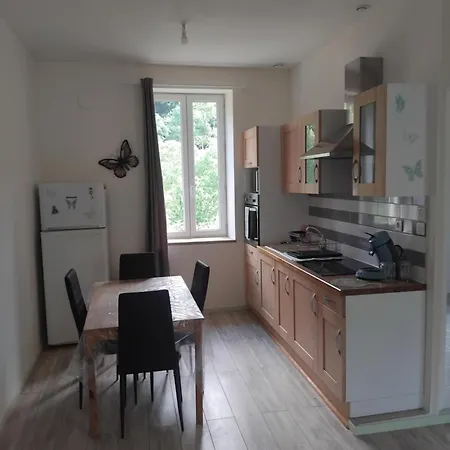 Le 500 * Mayres (Ardeche)